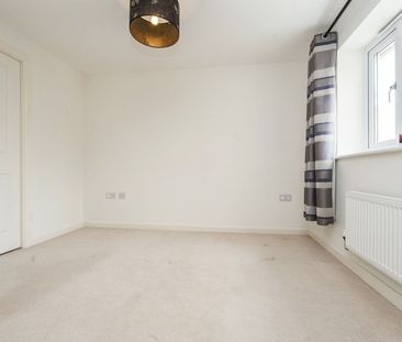 4 bedroom detached to rent Russ Avenue, Faringdon - Photo 2