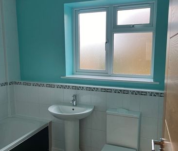 3 Bed Semi-Detached House, Strathmore Avenue, LU1 - Photo 6