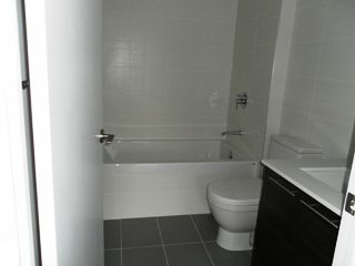 MARKET WHARF: Lower Jarvis & The Esplanade (3 Market St) AD#000304 - Photo 3