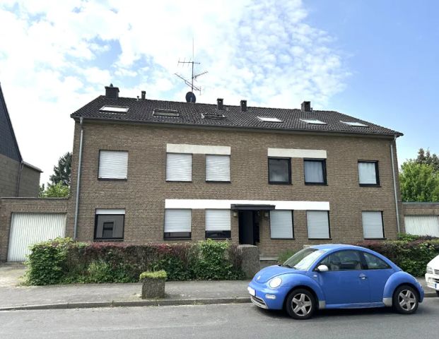 Düsseldorf-Lichtenbroich: 2,5-Zimmer-Maisonette-Wohnung mit 2 Balkonen und Einbauküche! - Photo 1