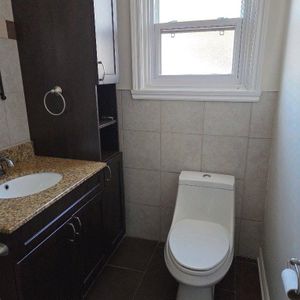 Villeray, métro Jean-Talon 41/2, aires ouvertes - Photo 2