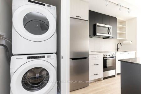 2300 St. Clair Avenue W #802 - Photo 5