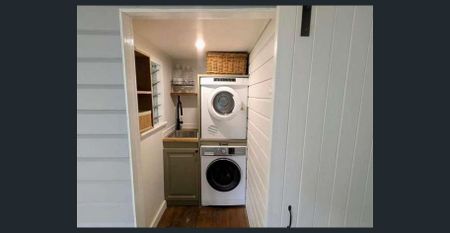 Charming Queenslander for Rent - Photo 5