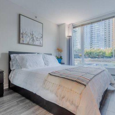 1.5 bed/1 bath condo - Central Downtown Vancouver - Photo 4