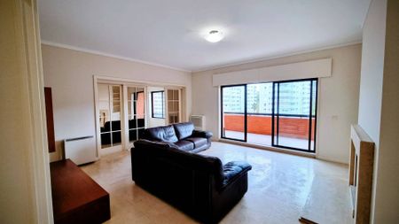 Algés, Linda-a-Velha e Cruz Quebrada-Dafundo Algés - Photo 2