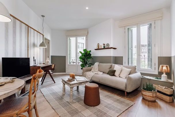 Gran Via de les Corts Catalanes, Barcelona, Catalonia 08007 - Foto 1