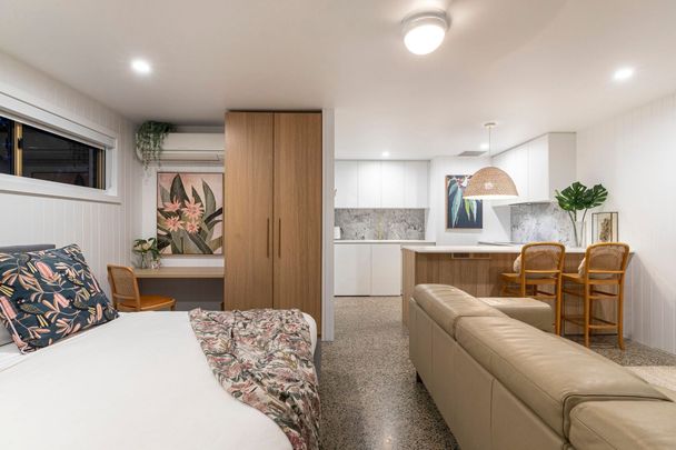 Furnished Buderim Studio with Designer Finishes and Utilities Included! - Photo 1