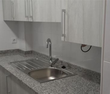 Piso de alquiler en Avenida de San Juan de la Peña, 184, Avda. Cata... - Photo 3