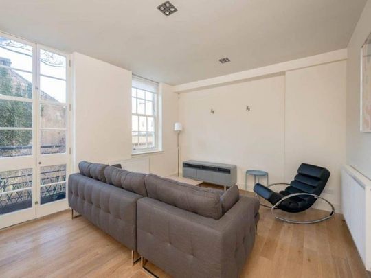 2 bedroom flat to rent - Photo 1