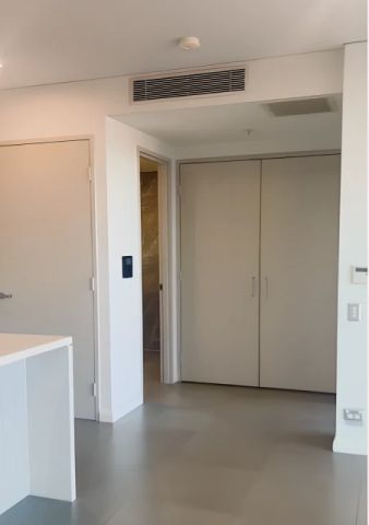 2 Studio Dr, Sydney - Photo 5