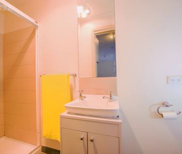 Studio Apartment - Photo 5