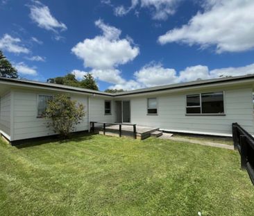 Newly Renovated & Spacious 3 Bedroom Home - Huntly - Photo 3