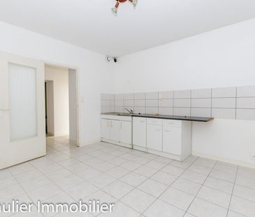 Location Appartement 4 pièces 103m² ST LATTIER 38840 - Photo 4