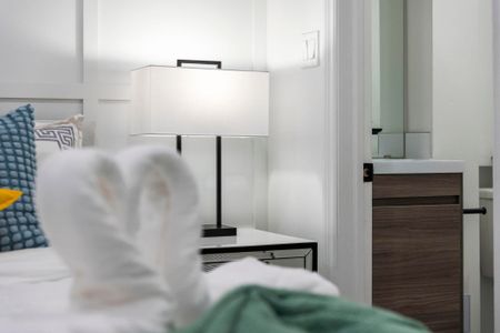 For Lease - 158 Indian Grove Unit# Unit B1, Toronto, Ontario - Photo 2