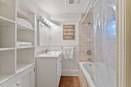 For Lease - 7 Norway Avenue, Toronto, Ontario - Photo 3