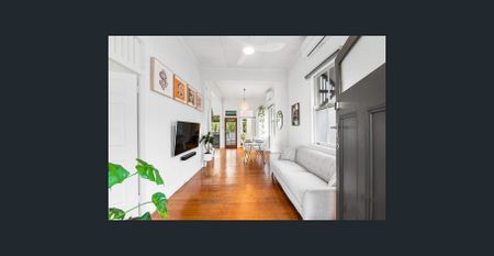 Modern Comfort Meets Classic Charm in Norman Park - Photo 3