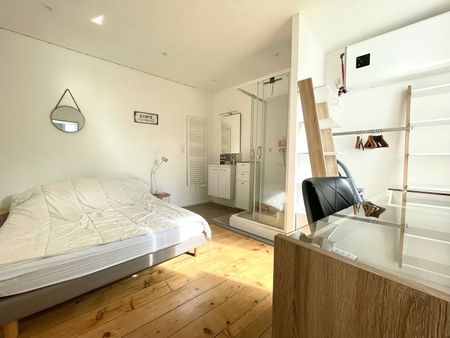 T1 BIS - RUE COMMANDANT DROGOU - 32.18 m² - Photo 4