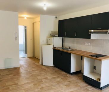 Location Appartement 1 pièce 28m² MEAUX 77100 - Photo 2