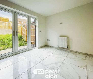 Dol Isaf, Radyr, Cardiff, CF15 - Photo 2