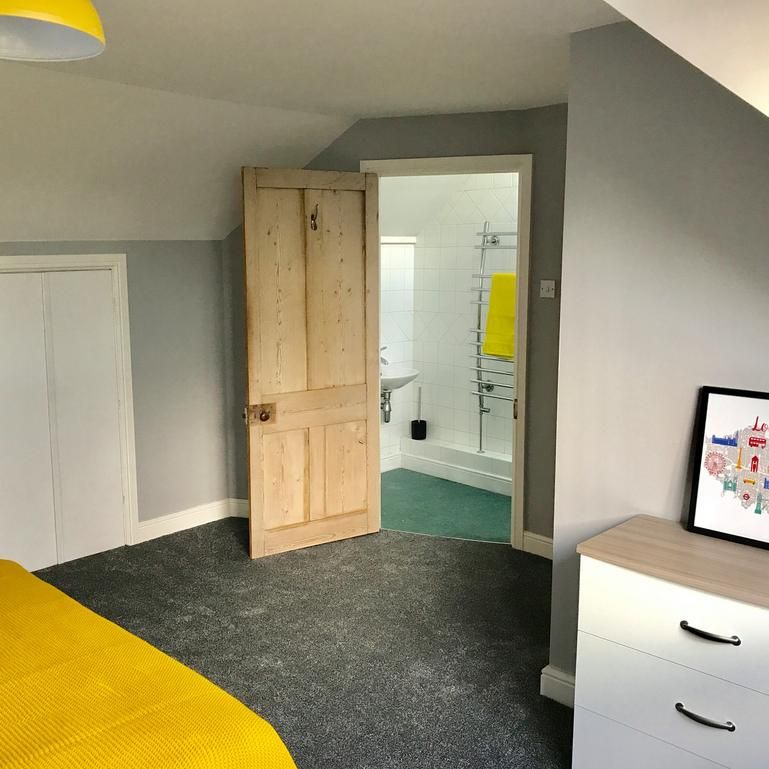 1 bedroom in a house share to rent - Photo 1