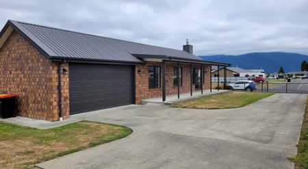 FOR RENT - 59 Orbell Crescent, Te Anau - Photo 2