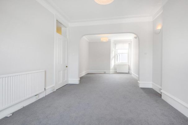 Kelvedon Road, London SW6 - Photo 1