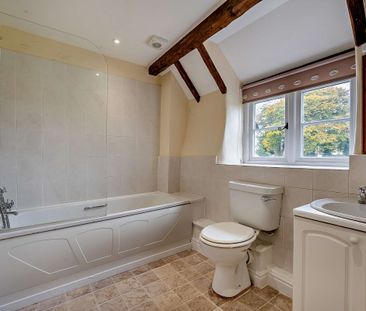 3 bedroom terraced house to rent - Photo 6