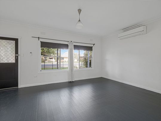 FAMILY HOME - Photo 1