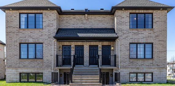 4 1/2 à louer - Photo 2