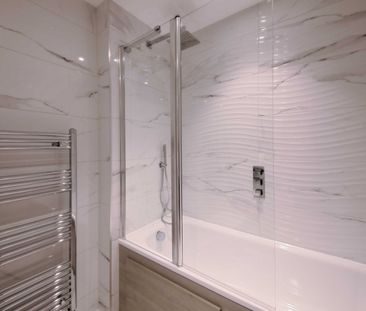 Petersfield Avenue, Slough, Berkshire,SL2 - Photo 4