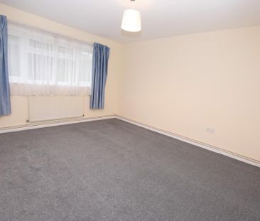 2 bedroom maisonette to rent - Photo 1