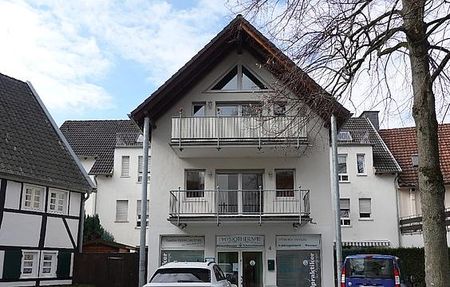 Gepflegte Stadtwohnung mit Balkon, Tageslichtbad und Einbauküche im Zentrum von Hohenlimburg - Foto 3