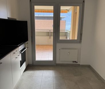 Affittasi ampio e luminoso appartamento di 3.5 locali a Minusio. - Photo 3