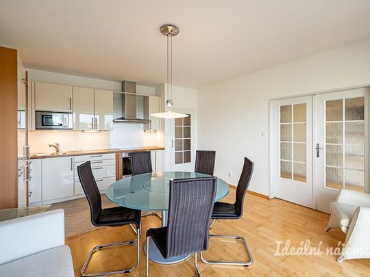 Pronájem bytu 3+kk 85 m2 - Фото 1