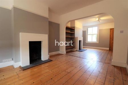 2 bedroom terraced house to rent - Photo 4