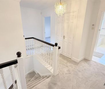 5 bedroom detached house to rent - Photo 2
