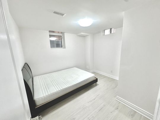 For Lease - 111 Prairie Rose Drive Unit# Bsmt, Richmond Hill, Ontario - Photo 1