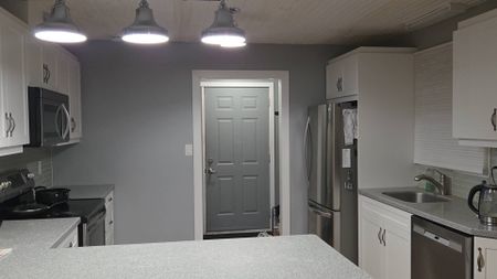 For Lease - 1274 Delphi Road, London East, Ontario - Photo 3