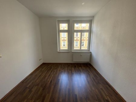 3R Whg. mit EBK in zentralter Lage - mit Ankleidezimmer & EBK - Photo 2