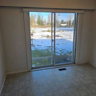 3 Bedroom 1 bath - SHORT TERM - $1999 - Photo 1