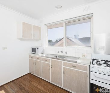 Amazing location! - Photo 6