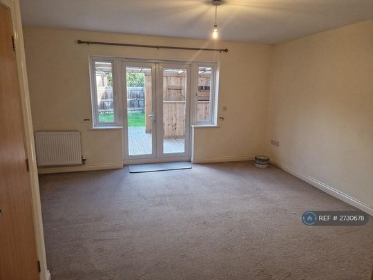3 bedroom end of terrace house to rent - Photo 1