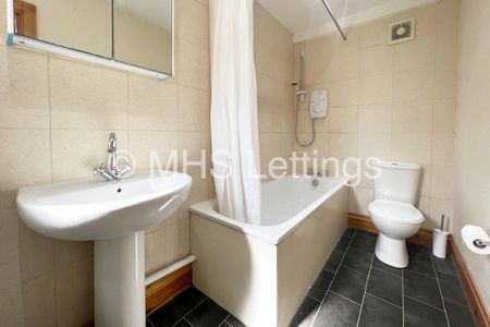 Room 1, 144 Woodsley Road, Leeds, LS2 9LZ - Photo 2