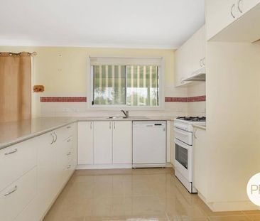 TIDY 3 BEDROOM HOME! - Photo 1