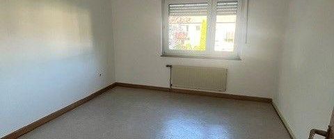 Geräumige 4-Zimmer-Wohnung in Elsdorf mit Balkon - Photo 1