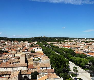 T1BIS 410€ H.C 58Bis Av Jean Jaurès Nîmes, 35m² - Photo 4