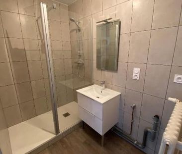 Location Appartement 3 pièces 49m² CHERBOURG-EN-COTENTIN 50100 - Photo 3