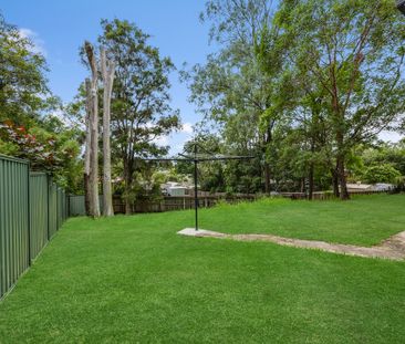 10 Frangipanni Street, Bellbird Park QLD 4300 - House For Rent | Do... - Photo 2