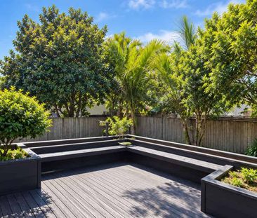 Room for the Whole Family, a Short Walk from St Heliers Beach - Photo 2