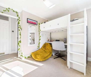 Albany Park Drive, Winnersh, Wokingham, Berkshire, RG41 - Photo 3